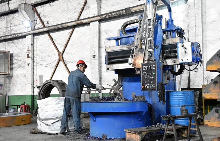 【潤(rùn)康】分享：立磨輥套、磨盤(pán)襯板磨損修復(fù)是難題嗎？